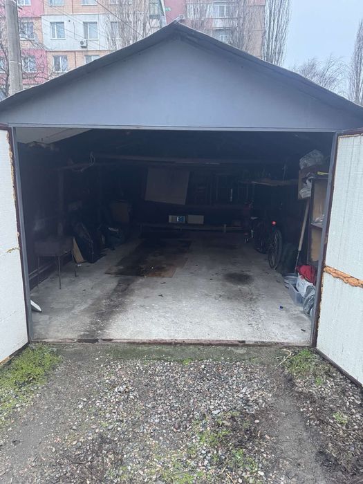 Гараж у Кропивницькому