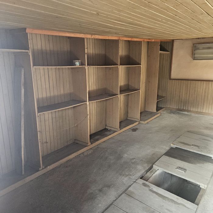 Продається гараж(здається в оренду)