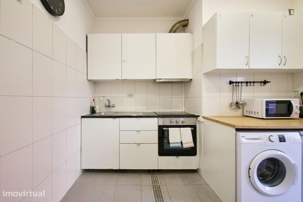 Quarto - localizado em Alameda Lisbon