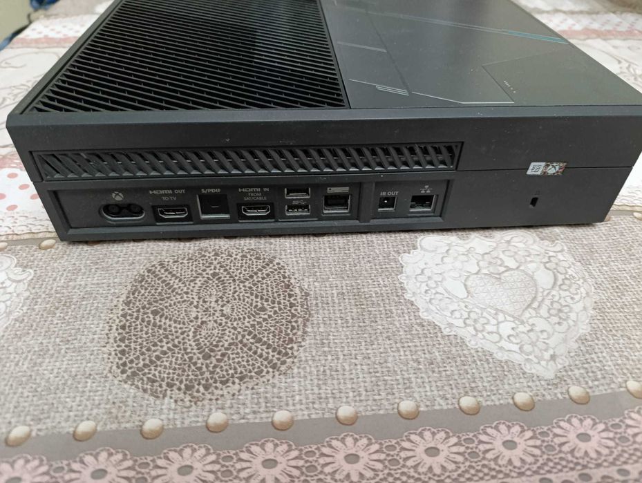 Xbox One Edição Especial Halo 5