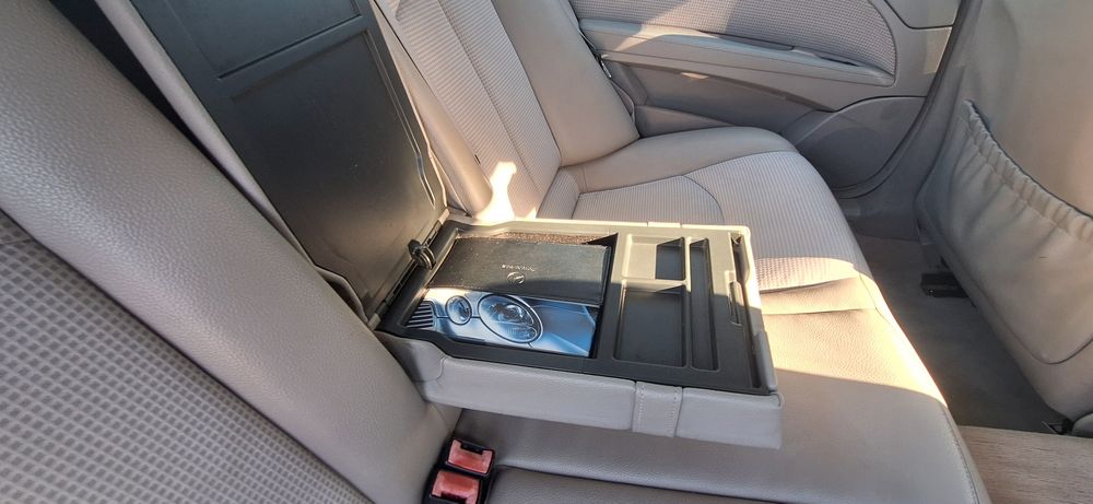 Mercedes-Benz E220 cdi