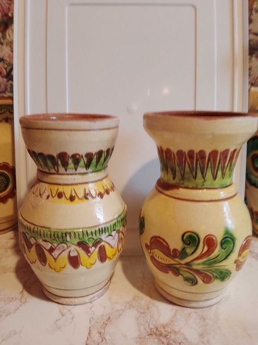 атрибутика ручної роботи , посуд на свято,  вази  косівські  / графин