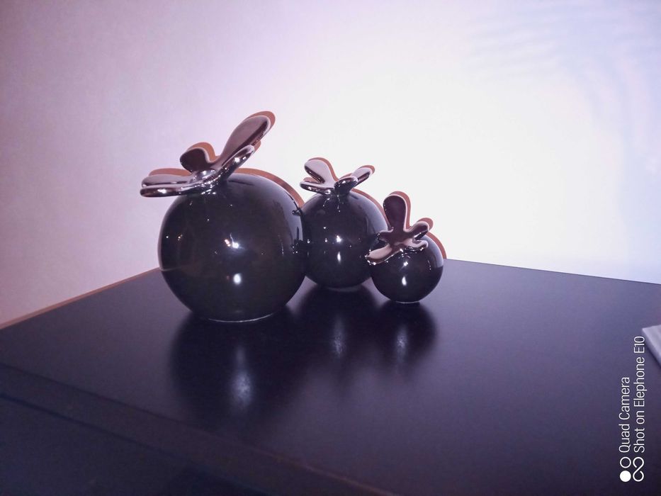 Várias peças decorativas