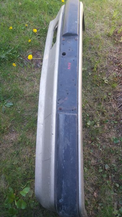 Mercedes W124-zderzak przedni i tylny kompletny z chromami lub bez