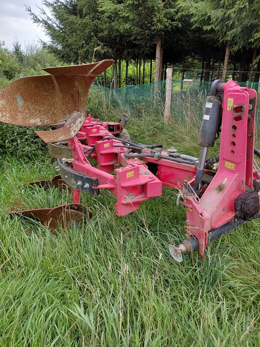 Pług Akpil km 180r 5 skib. Obrotowy