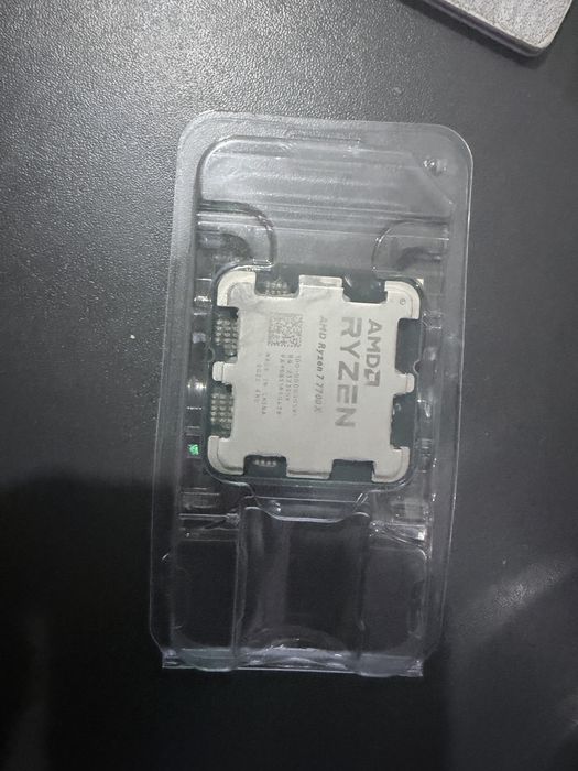 Процесор Ryzen 7 7700x