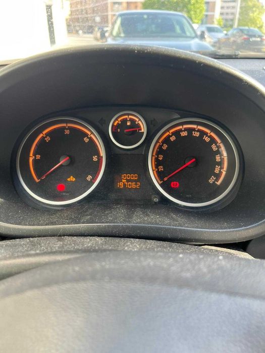 Opel Corsa 1.3 CDTI Cosmo 90cv – 5P, Muito Económico