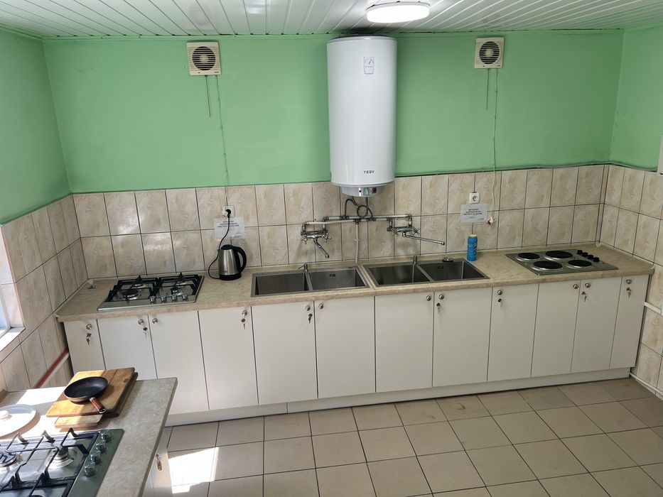 Відпочинок на Шацьких озерах ( оз. Пісочне) 50 м до озера
