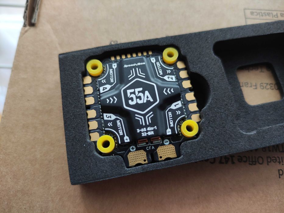 Kontroler lotu SpeedyBee F405 V5 F4 30.5x30.5mm nowy Pełny zestaw