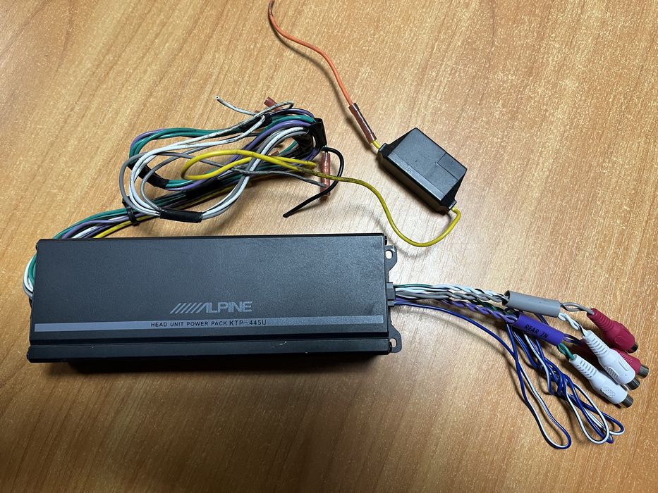 Підсилювач Alpine KTP-445U б/у