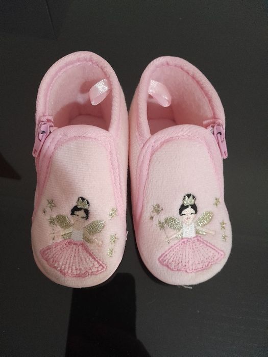 Pantufas e crocs n19