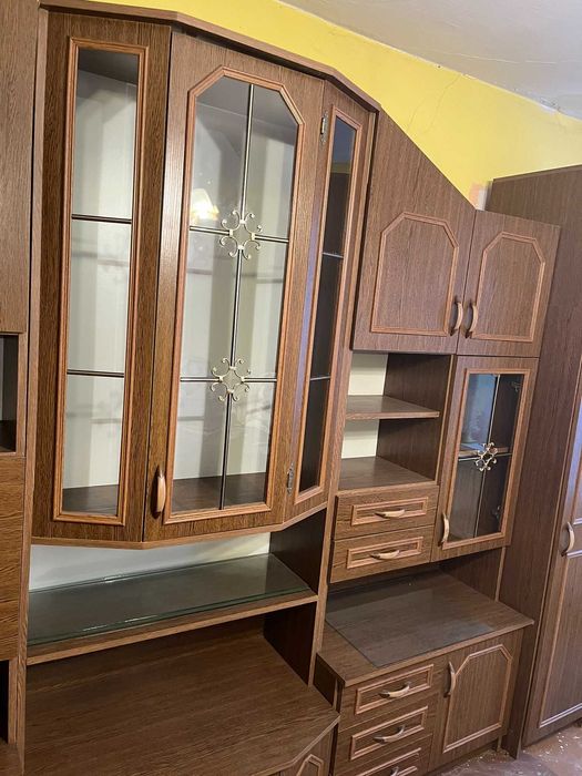 Komplet mebli pokojowych Orneta za darmo meble szafka szafa komoda