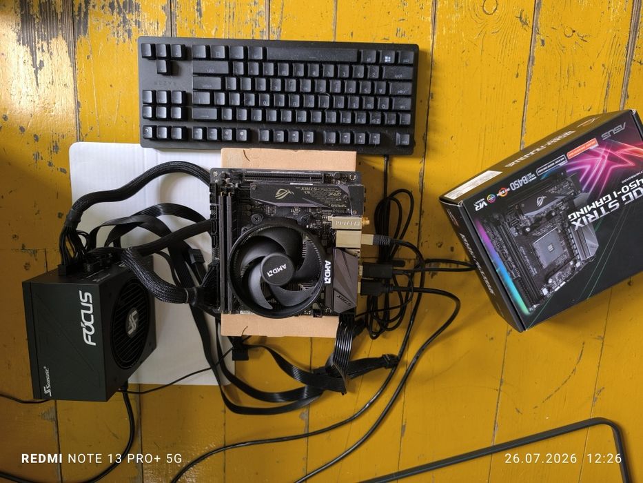 Ryzen 7 4700G + Asus ROG Strix B450i Gaming AM4 Win10/11