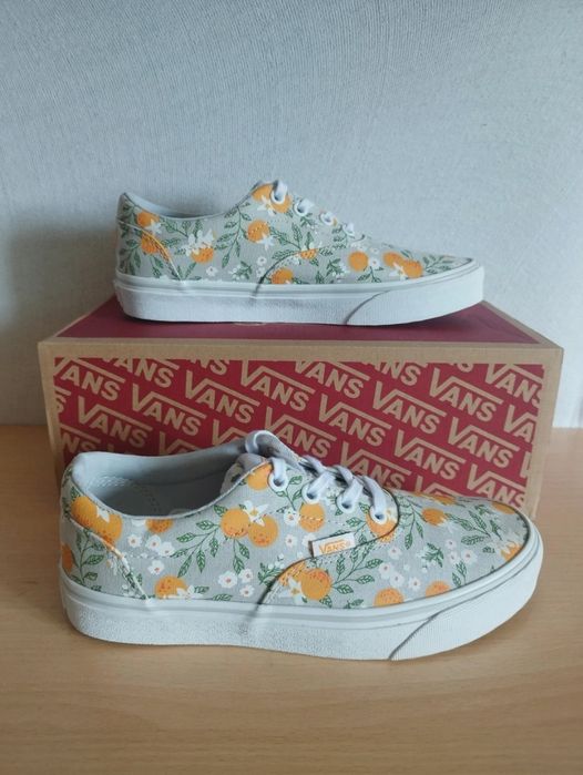 Vans tamanho 36,5 usados uma vez. Como novos