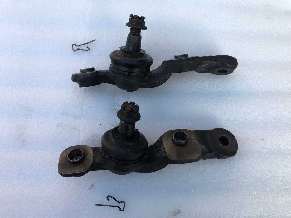 Продам переднюю левую шаровую опору lexus LS430, 43340-59125