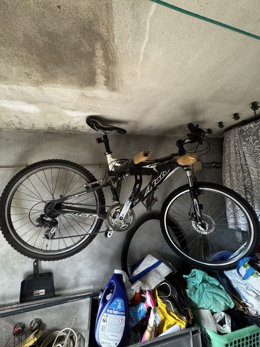 Bicicleta, marca Atlanta