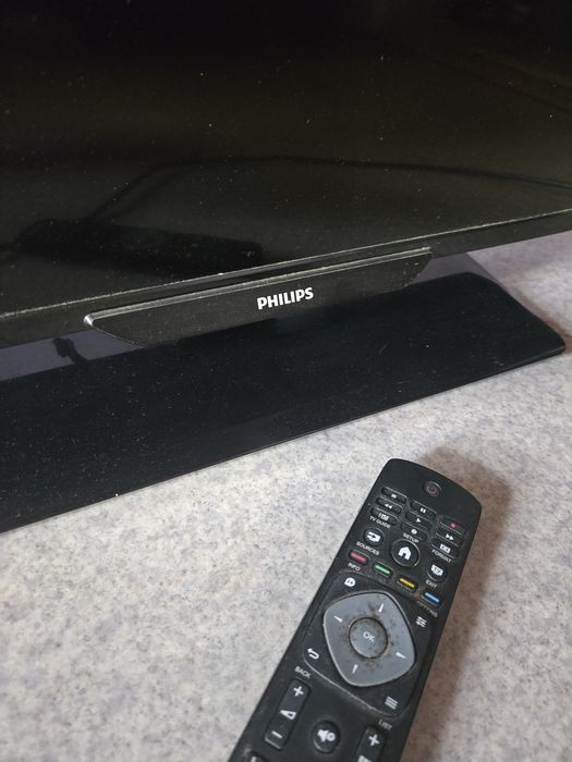 Продам телевизор Philips модель 32PFT4309/12.