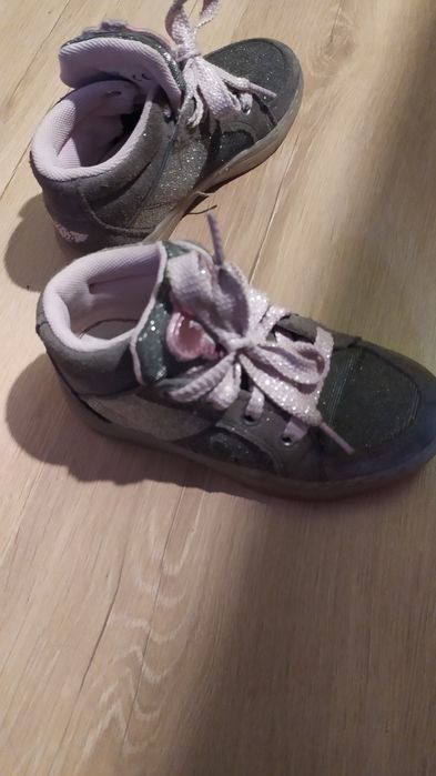 Świecące buty r.27