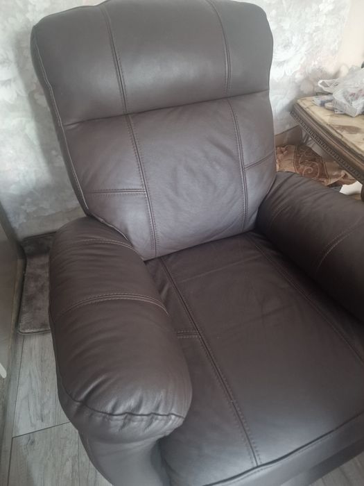 Sprzedam skorzane fotele