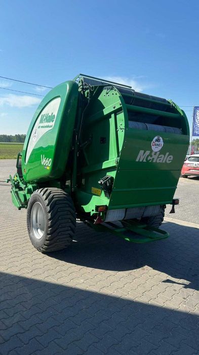 Prasa belująca McHale V660 pasówka