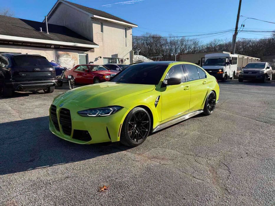BMW M3 Competition      2022