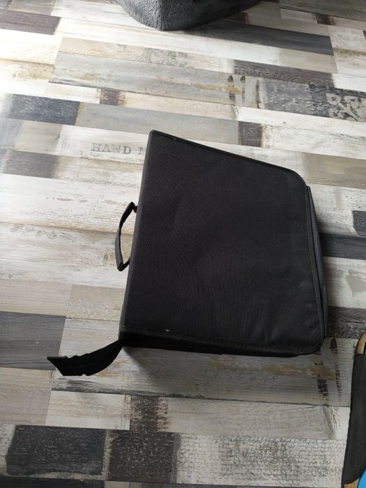 Piórnik na płyty CD