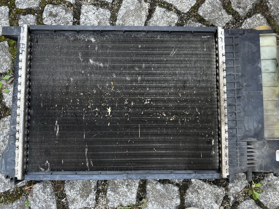 Bmw e36 chłodnica wody BEHR