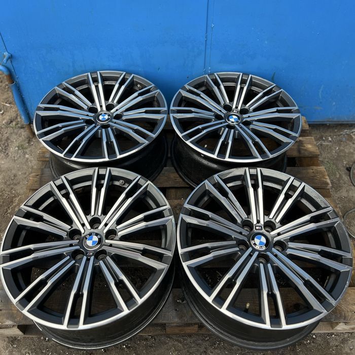 5х112 r18 диски BMW M  різноширокі!