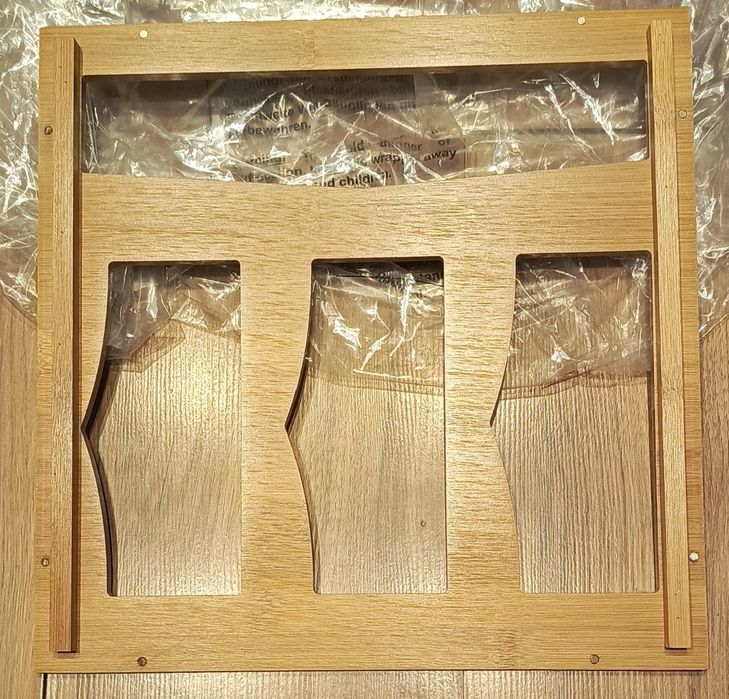 Bambusowy organizer,pojemnik,do przechowywania torebek foliowych.