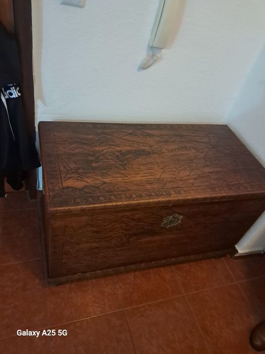 Vende-se pela melhor oferta.