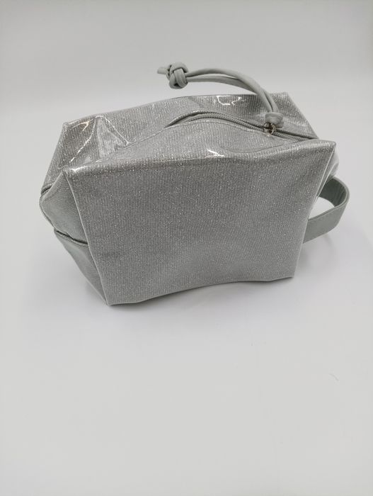 Kosmetyczka podróżna damska