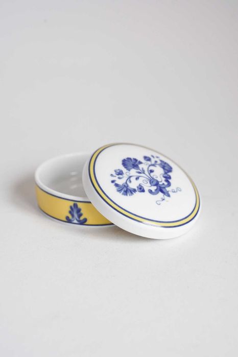 Pequenas caixas decorativas - Vista Alegre e outras marcas