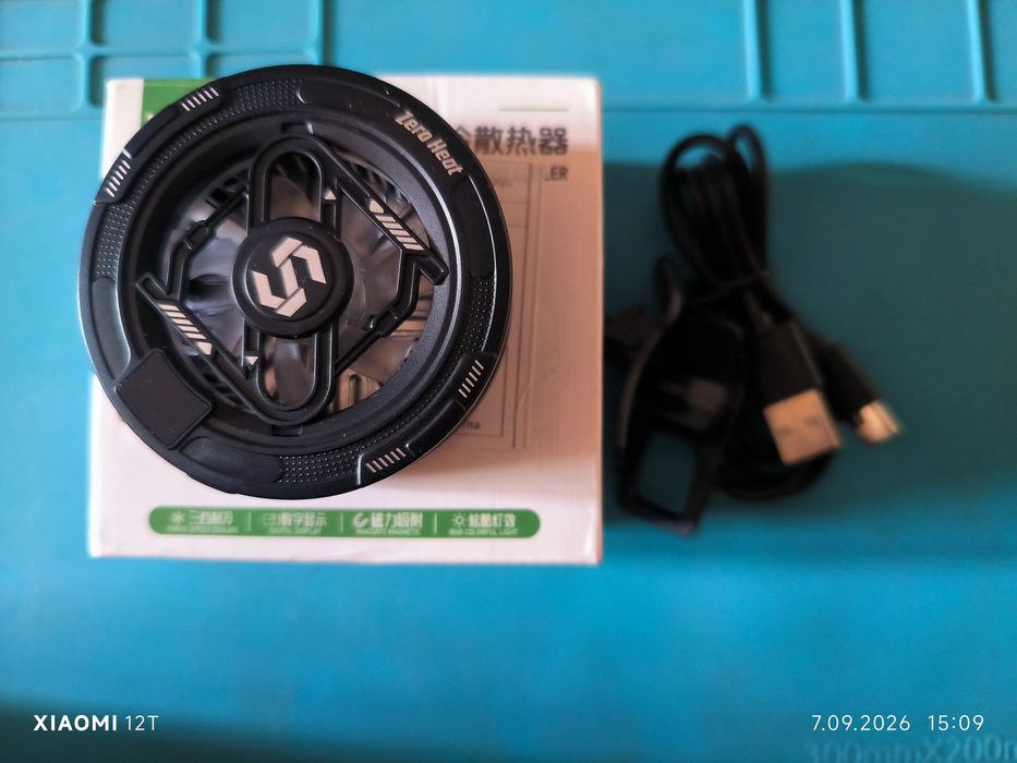 Mini cooler do telefonu tableta