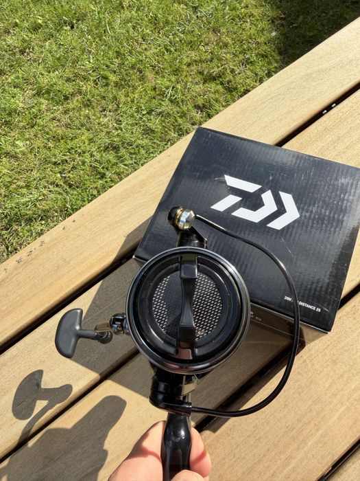 Kołowrotek feederowy daiwa Nzon Distance 25