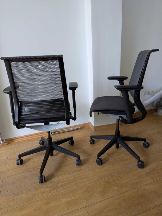 Steelcase Think V1 ергономічне офісне крісло