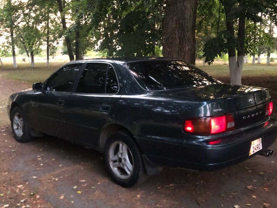 Toyota camry автомат 3.0 газ/бенз