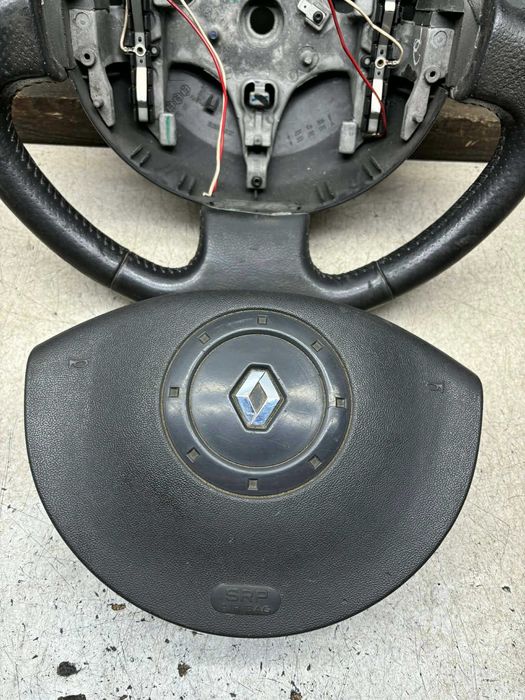 Kierownica Trójramienna  Renault Scenic II