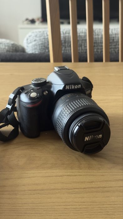 Vendo ou troco camera Nikon D3200 + lente 18-55mm