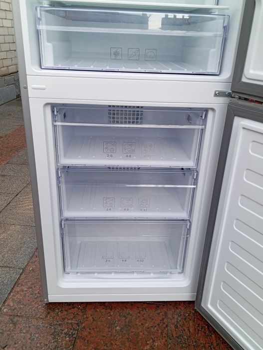 Холодильник BEKO K60400NE No-Frost 200см INVERTER A+++ из Германии