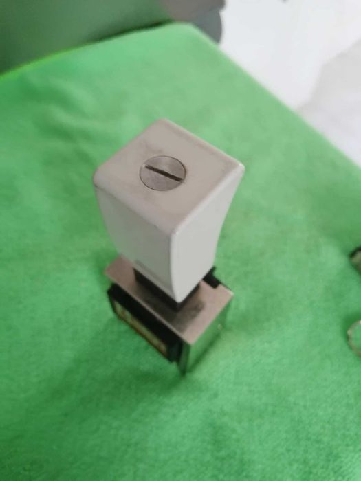 Datador/numerador automático.