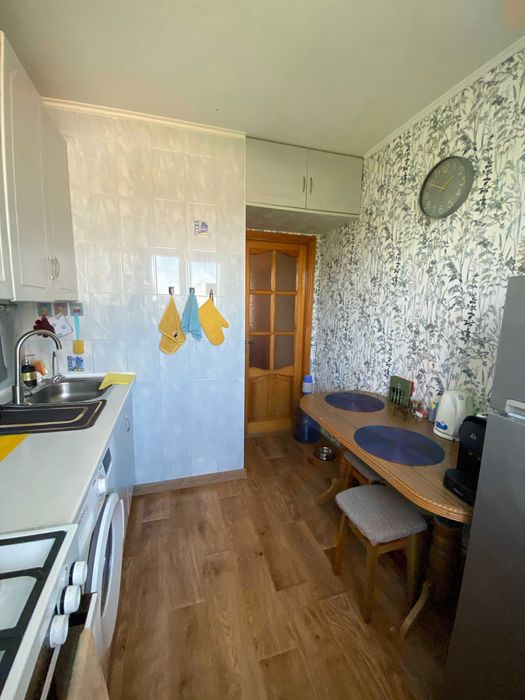 ПРОДАМ 3 кім. квартиру! СУПЕР - ЛОКАЦІЯ - Зарічанська! • ID 3318