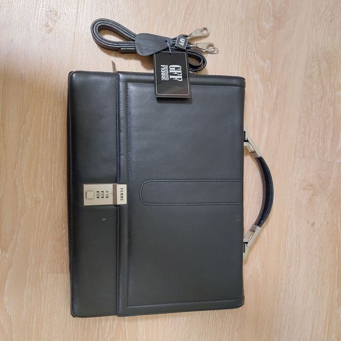 Портфель натуральна шкіра