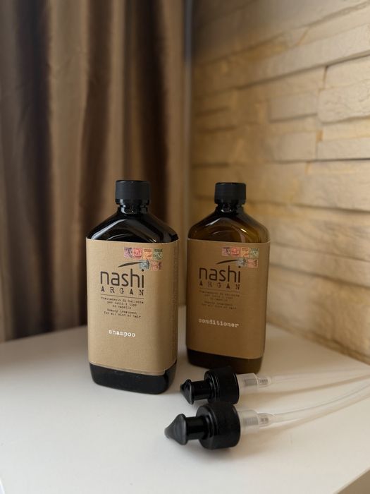Zestaw Nashi Argan – szampon 500 ml + odżywka 500 ml + pompki