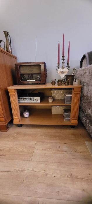 Szafka tv, Vox, romantic