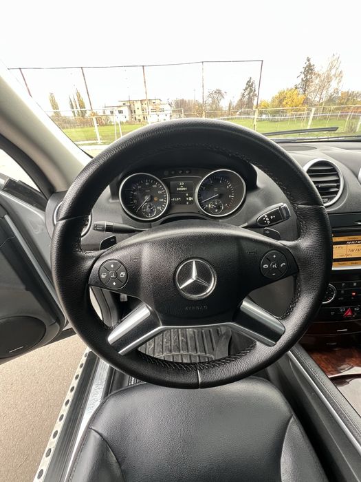 Mersedes Benz 3.5 газ бенз 2009року