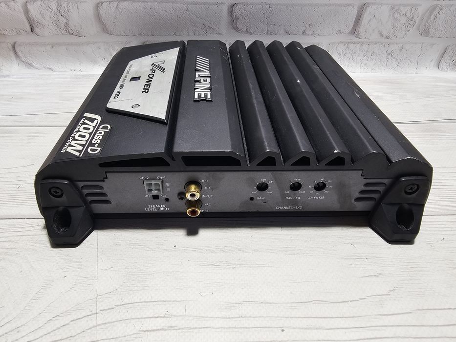 Автомобільний 1-канальний підсилювач / Усилитель звука Alpine MRP-M350