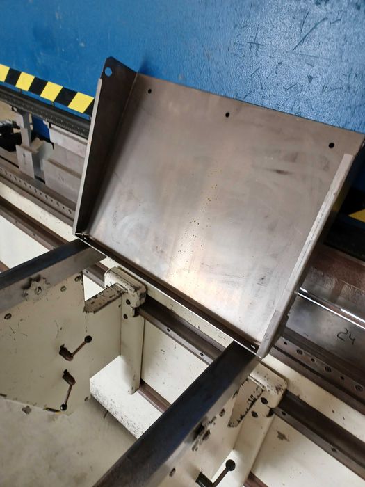 Cięcie laserem CNC / Gięcie blachy CNC
