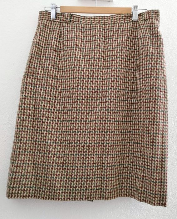 Saia 40% lã quadrados