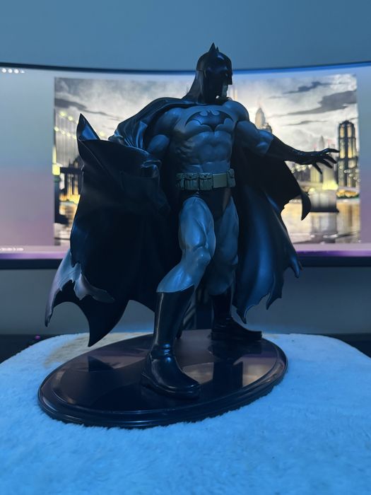 Estatua de coleçao do Batman