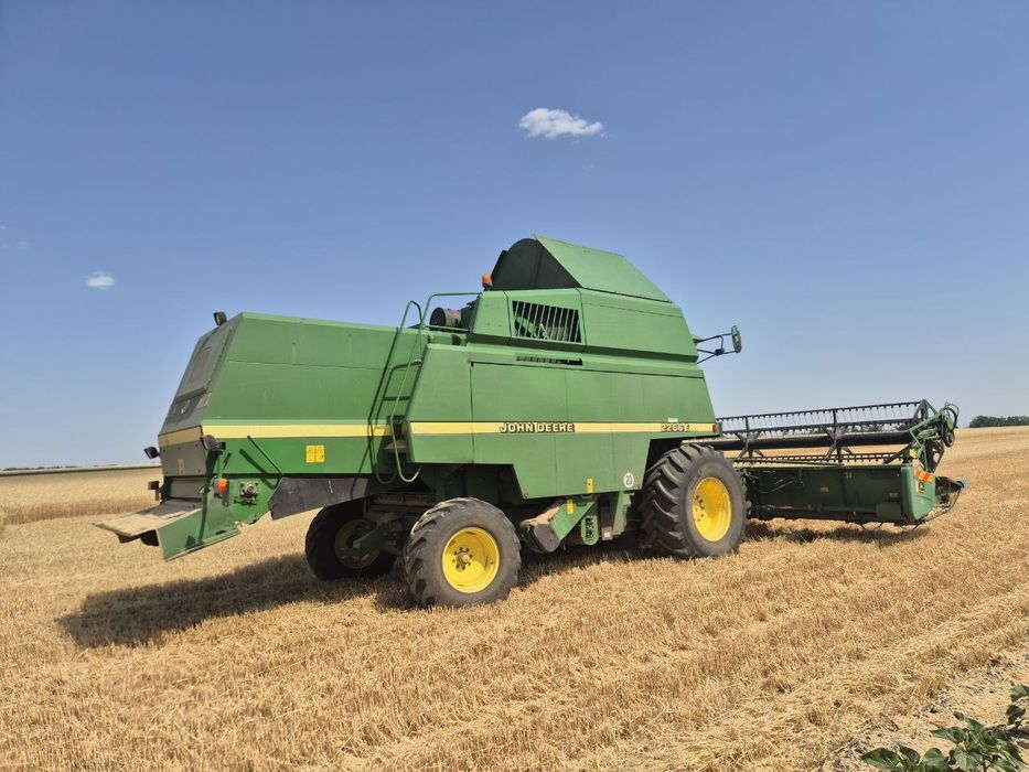 Комбайн john deere